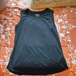 Women's Black Sleeveless Top